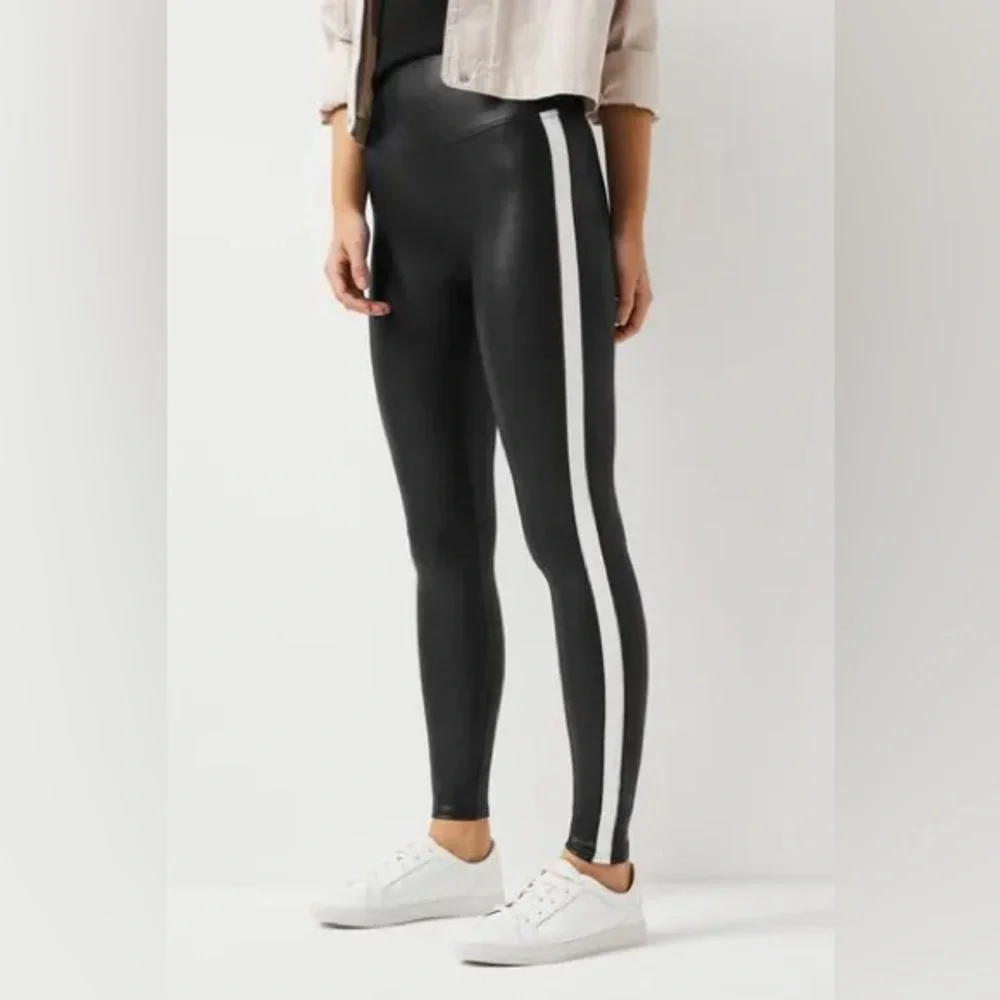 Spanx Women's 20187R-Faux Leather Stripe Legging‎ in Black.